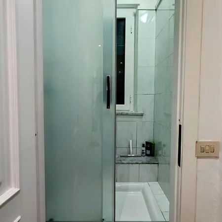 Best Stay Apartment Apartamento La Spezia